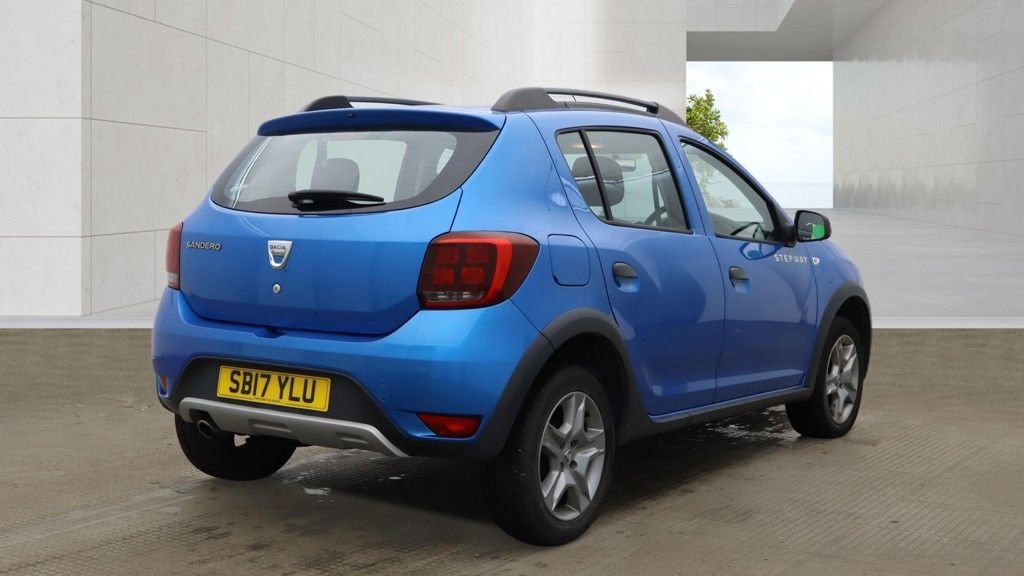 Used Dacia Sandero Stepway 2017 for sale - 78111069: Photo 4