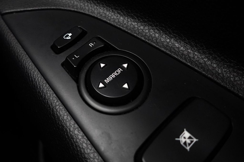 Used Kia Stonic 2019 for sale - 75853476: Photo 40