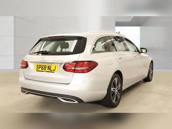 Used Mercedes-Benz C Class 2018 for sale - 79631974: Photo