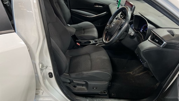Used Toyota Corolla 2019 for sale - 76267313: Photo 2