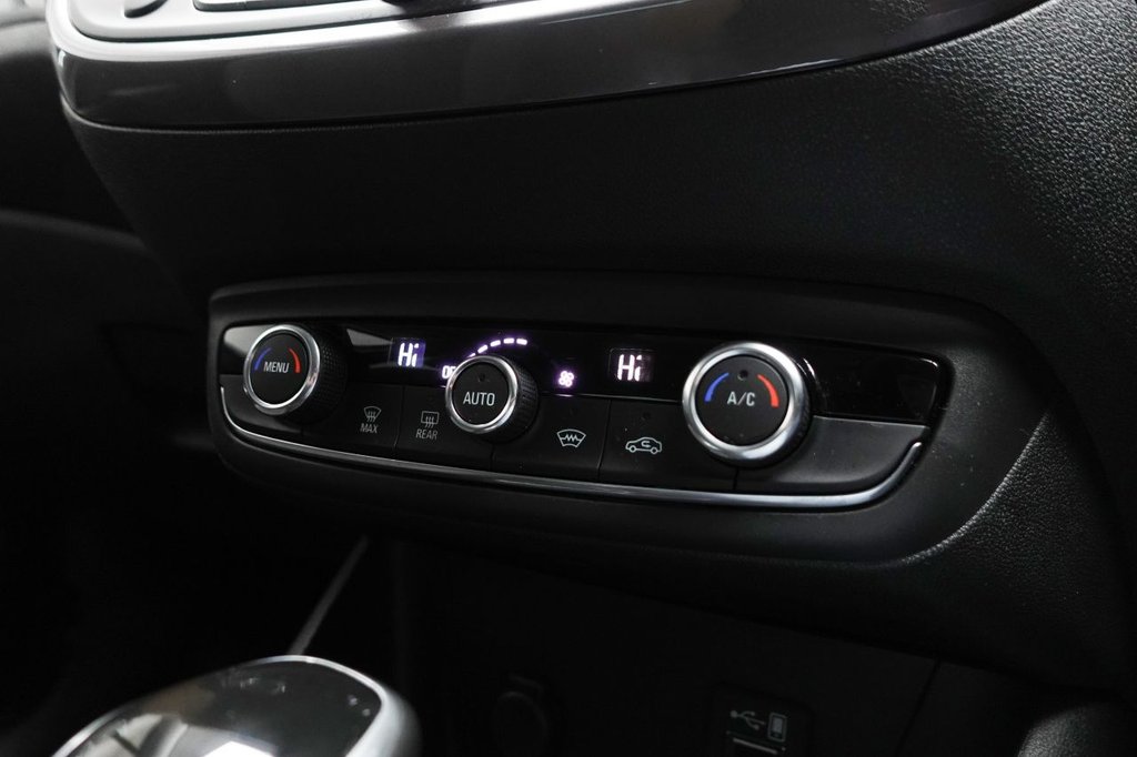 Used Vauxhall Crossland X 2018 for sale - 76385826: Photo 30