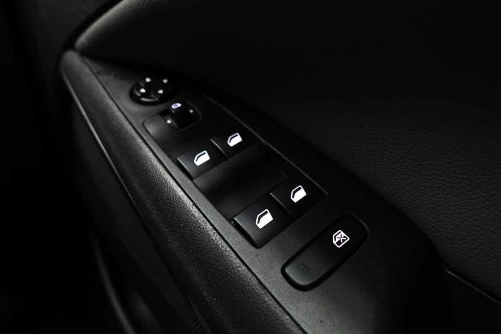 Used Vauxhall Crossland X 2018 for sale - 76385826: Photo 38