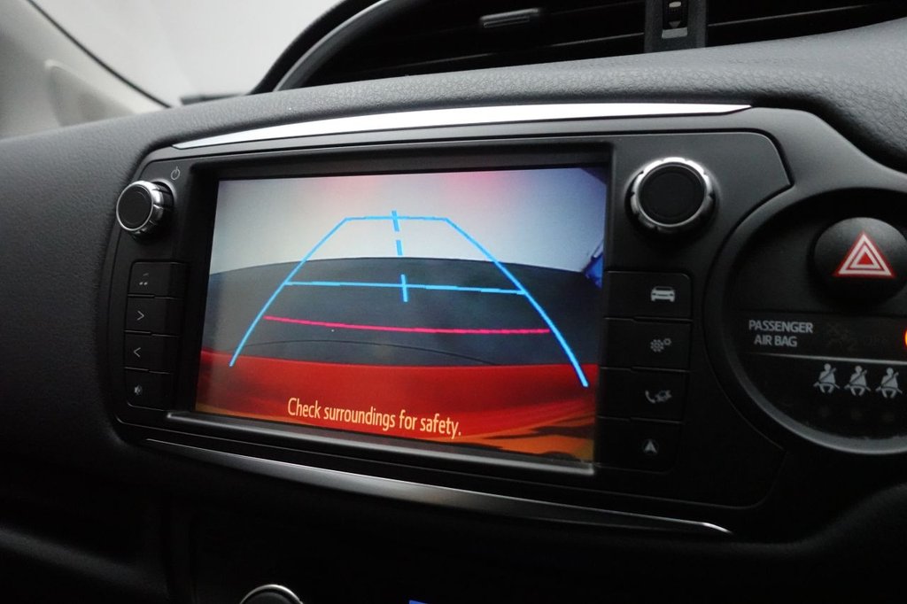 Used Toyota Yaris 2017 for sale - 77341836: Photo 21