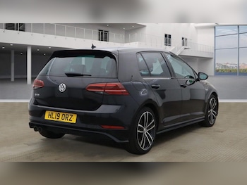Used Volkswagen Golf 2019 for sale - 77967663: Photo