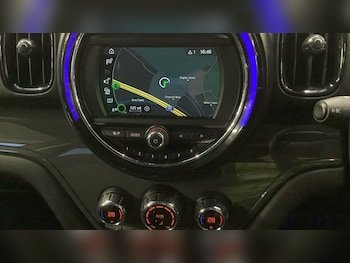 Used MINI Countryman 2019 for sale - 76973749: Photo