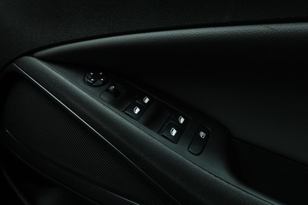 Used Vauxhall Crossland X 2018 for sale - 76883408: Photo 36