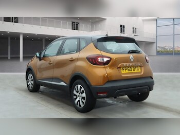 Used Renault Captur 2019 for sale - 77655488: Photo