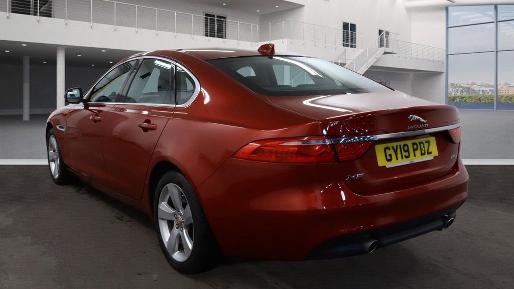 Used Jaguar XF 2019 for sale - 77693356: Photo 5