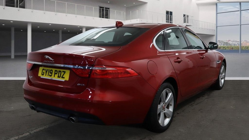 Used Jaguar XF 2019 for sale - 77693356: Photo 6