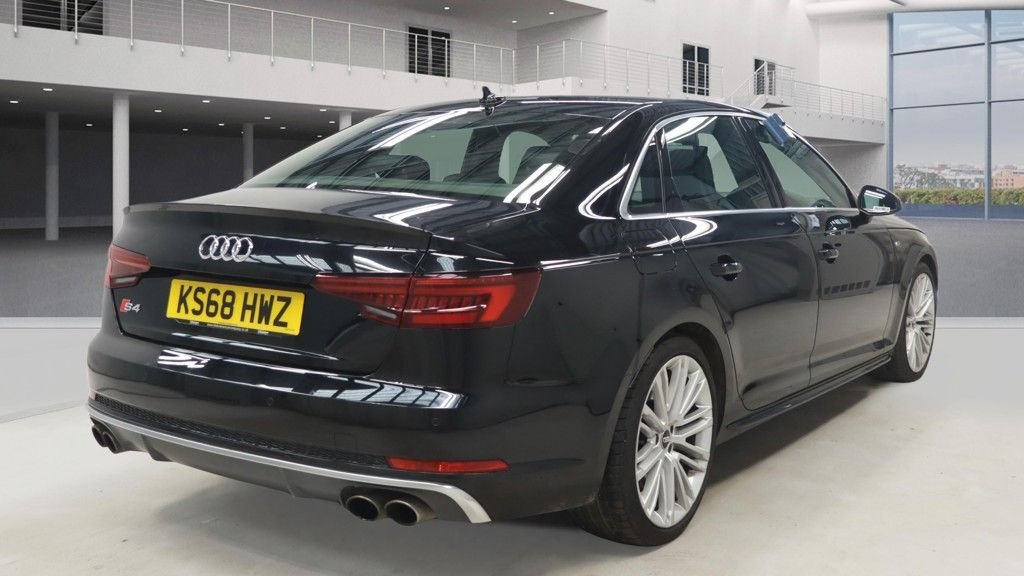 Used Audi A4 2018 for sale - 77880215: Photo 6