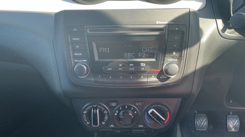 Used Suzuki Swift 2020 for sale - 78186598: Photo 2