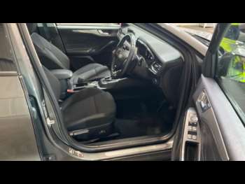 Used Ford Focus 2020 for sale - 74930315: Photo