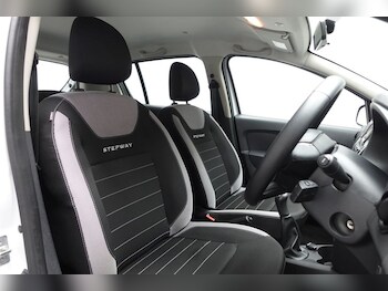 Used Dacia Sandero Stepway 2019 for sale - 79584738: Photo