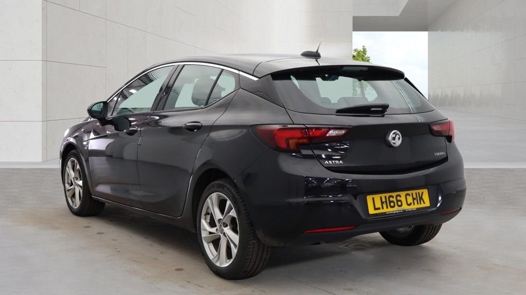 Used Vauxhall Astra 2017 for sale - 78110755: Photo 4