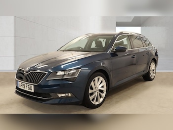 Used Skoda Superb 2019 for sale - 79584506: Photo
