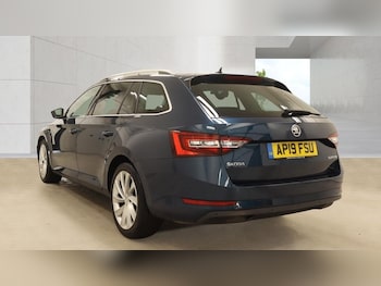 Used Skoda Superb 2019 for sale - 79584506: Photo