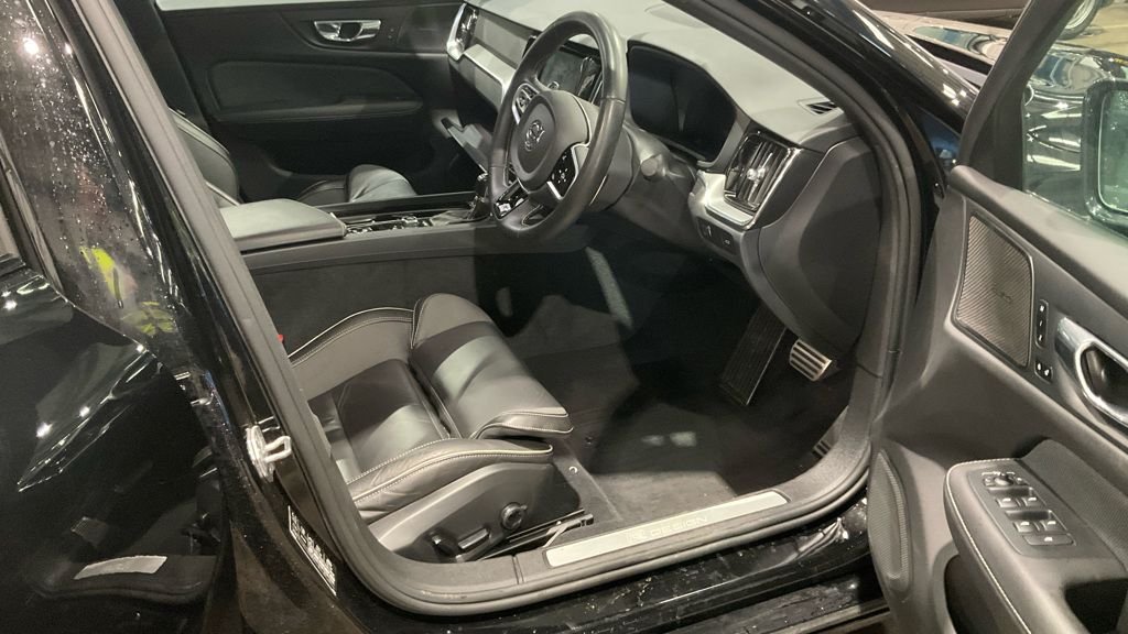 Used Volvo S60 2019 for sale - 78096999: Photo 2