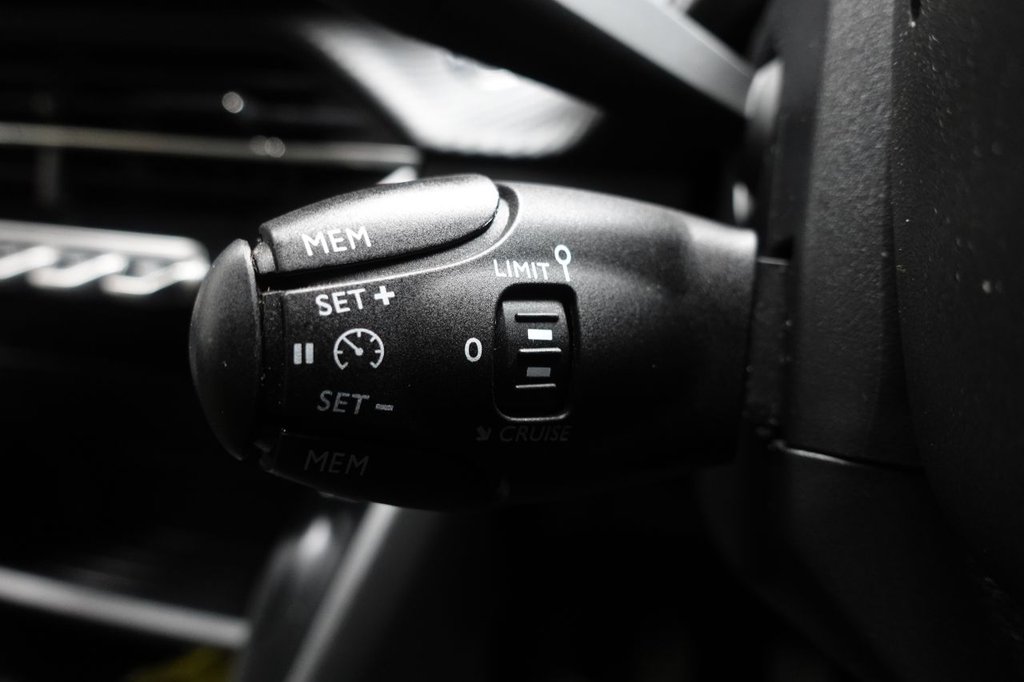 Used Peugeot 208 2020 for sale - 77026867: Photo 41