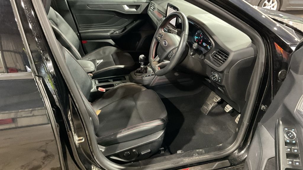 Used Ford Focus 2019 for sale - 77110775: Photo 2