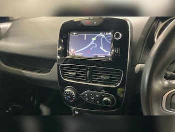 Used Renault Clio 2019 for sale - 76509908: Photo