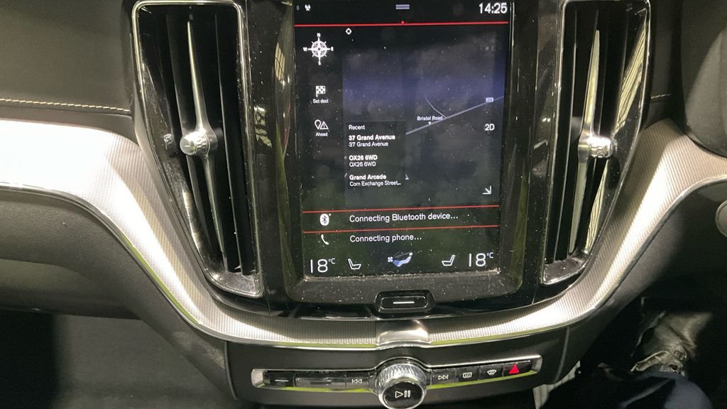 Used Volvo XC60 2019 for sale - 77780547: Photo 2