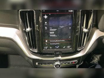 Used Volvo XC60 2019 for sale - 77780547: Photo