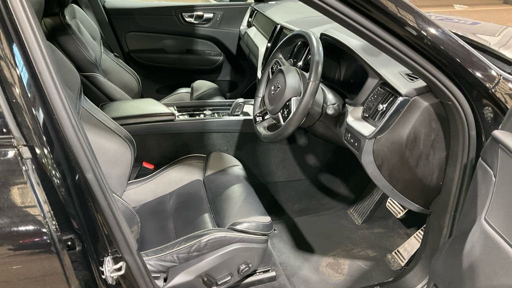 Used Volvo XC60 2019 for sale - 77780547: Photo 3