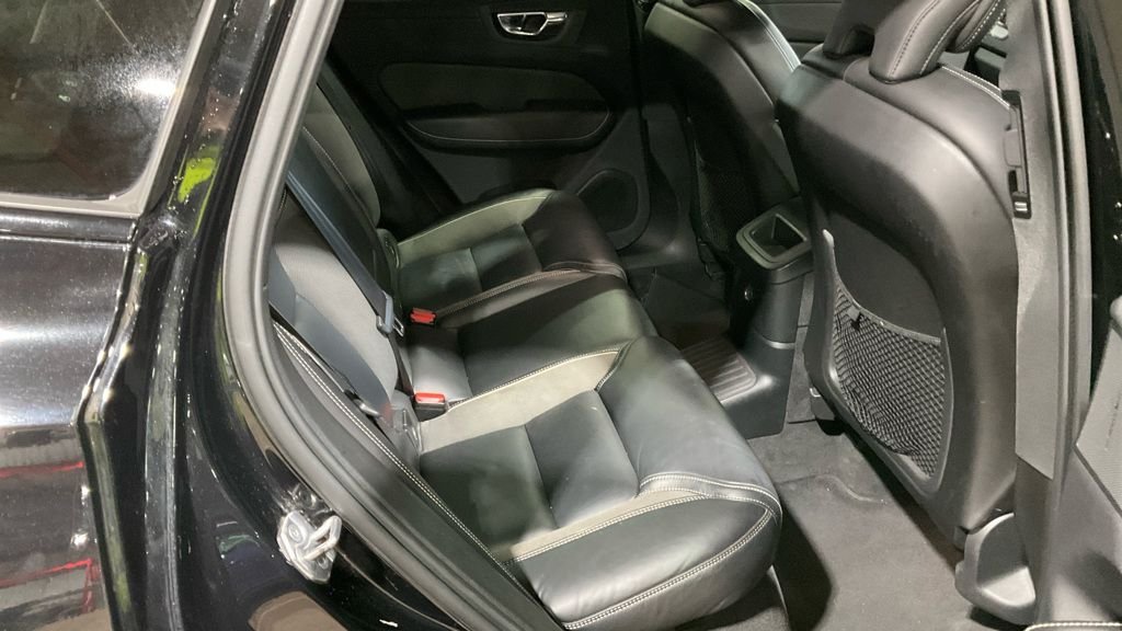 Used Volvo XC60 2019 for sale - 77780547: Photo 8