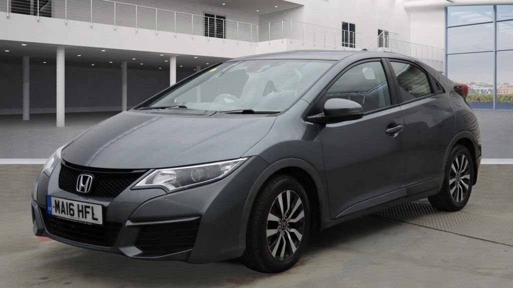 Used Honda Civic 2016 for sale - 77507923: Photo 2