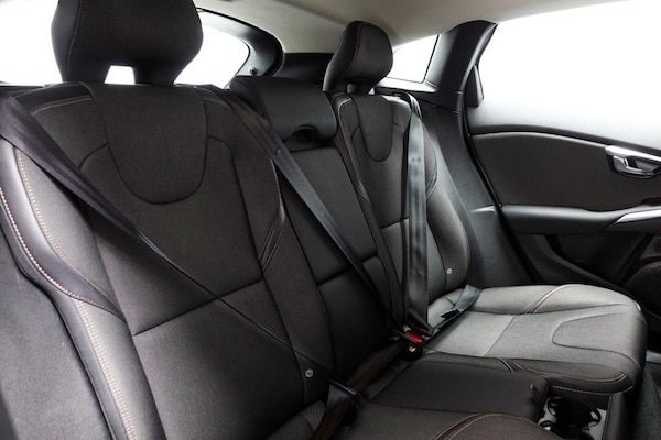 Used Volvo V40 Cross Country 2018 for sale - 75573181: Photo 18