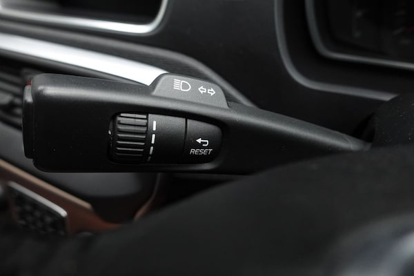 Used Volvo V40 Cross Country 2018 for sale - 75573181: Photo 39