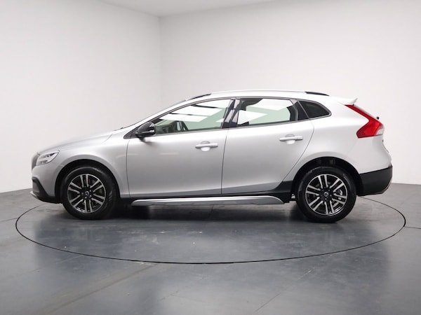 Used Volvo V40 Cross Country 2018 for sale - 75573181: Photo 8