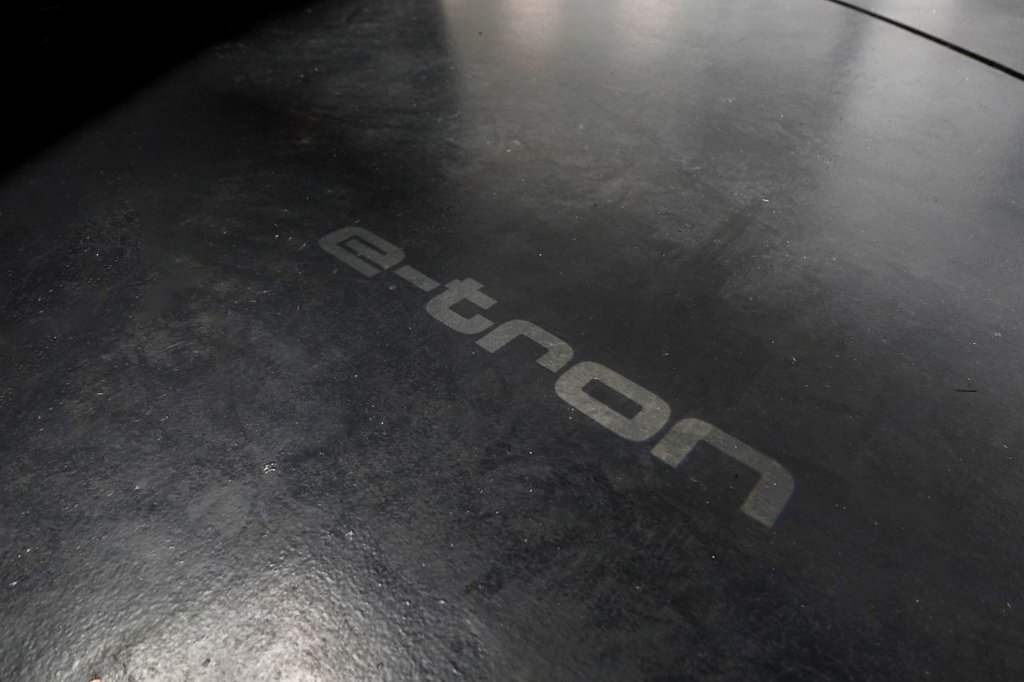 Used Audi Q8 e-tron 2023 for sale - 76323082: Photo 26