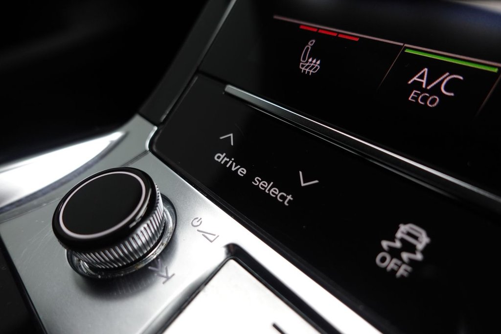 Used Audi Q8 e-tron 2023 for sale - 76323082: Photo 49