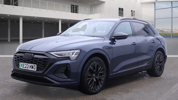 Used Audi Q8 2023 for sale - 76323082: Photo 5