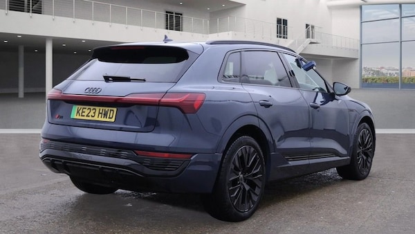 Used Audi Q8 2023 for sale - 76323082: Photo 8