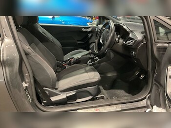 Used Ford Fiesta 2018 for sale - 76595948: Photo