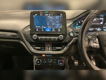 Used Ford Fiesta 2018 for sale - 76595948: Photo