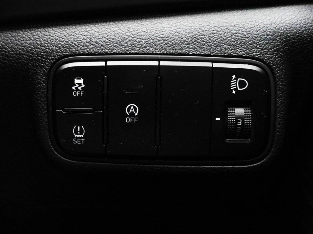 Used Hyundai i20 2021 for sale - 77880148: Photo 41