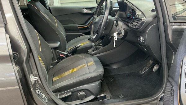 Used Ford Fiesta 2018 for sale - 76223470: Photo 2