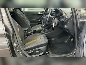Used Ford Fiesta 2018 for sale - 76223470: Photo 2