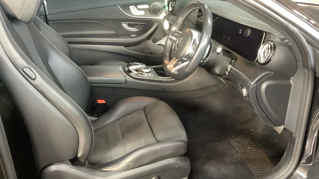 Used Mercedes-Benz E Class 2019 for sale - 76841365: Photo 2