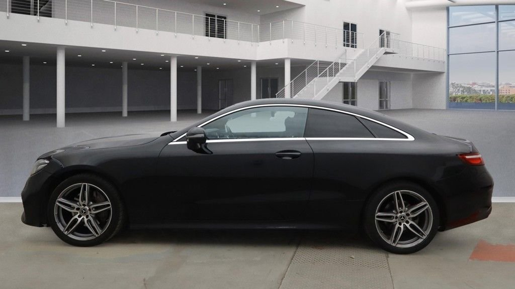 Used Mercedes-Benz E Class 2019 for sale - 76841365: Photo 8