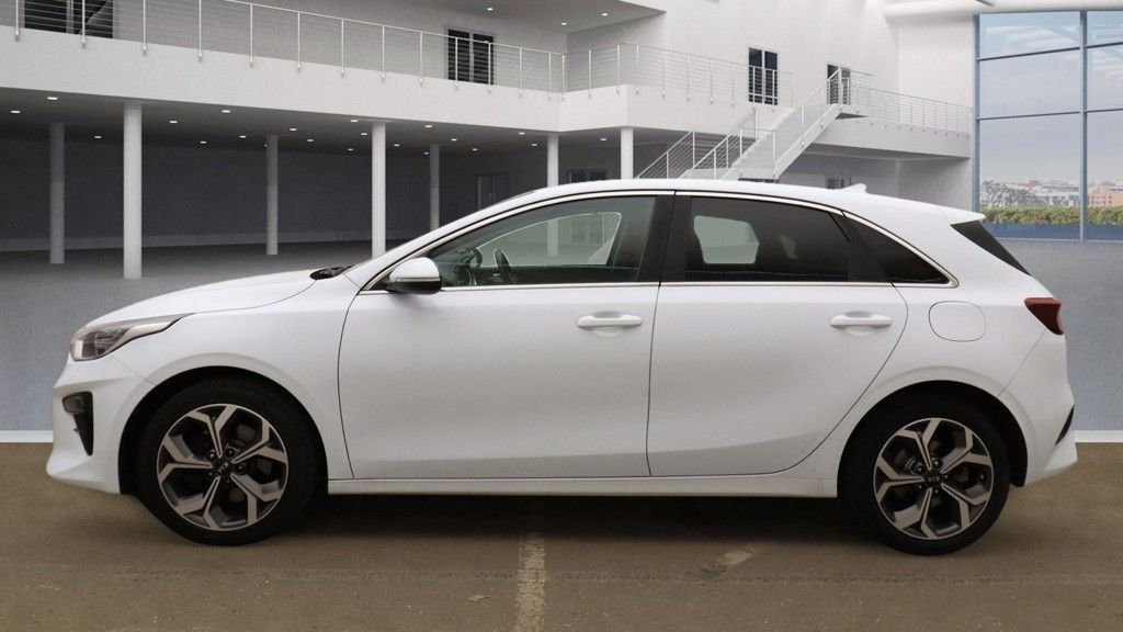 Used Kia Ceed 2018 for sale - 76396196: Photo 11