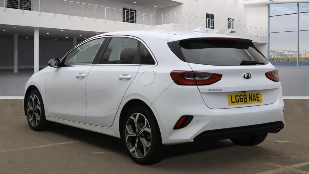 Used Kia Ceed 2018 for sale - 76396196: Photo 6