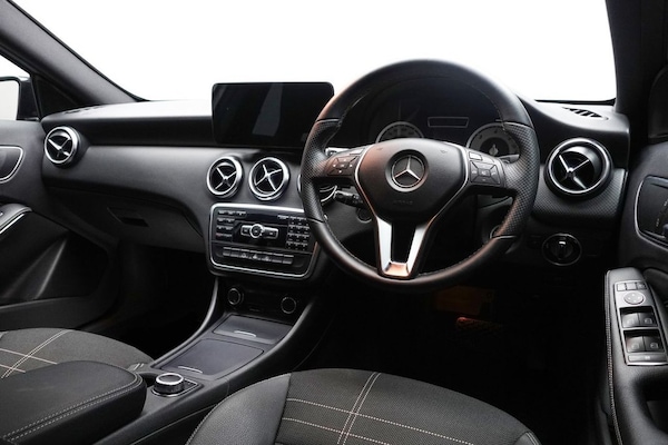 Used Mercedes-Benz A-Class 2015 for sale - 76202808: Photo 20