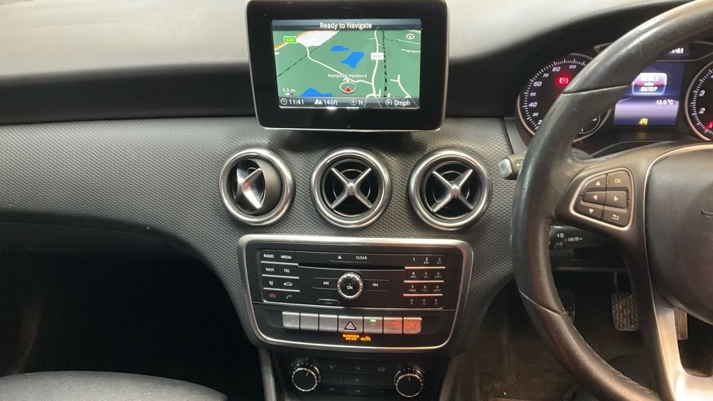 Used Mercedes-Benz A-Class 2018 for sale - 77171993: Photo 2