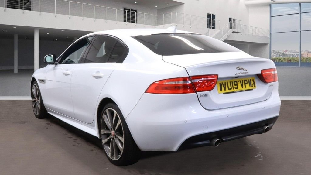 Used Jaguar XE 2019 for sale - 76430068: Photo 6