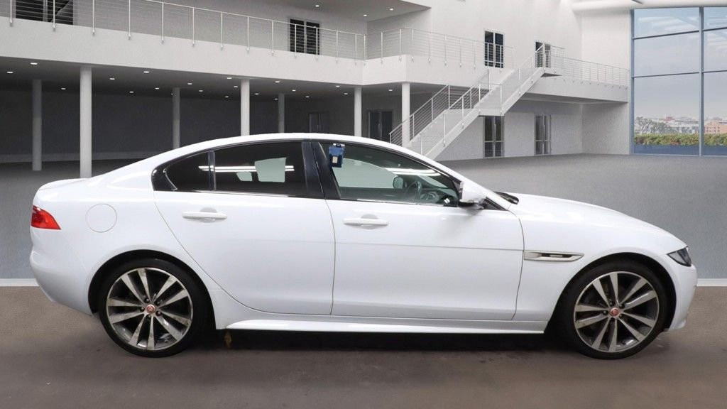 Used Jaguar XE 2019 for sale - 76430068: Photo 9