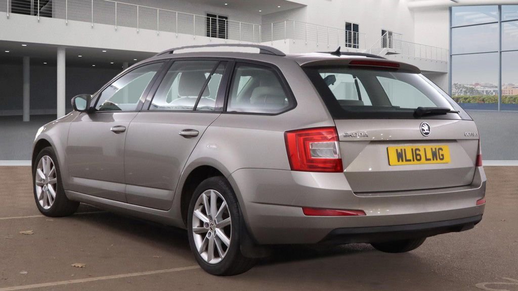 Used Skoda Octavia 2016 for sale - 76454752: Photo 6